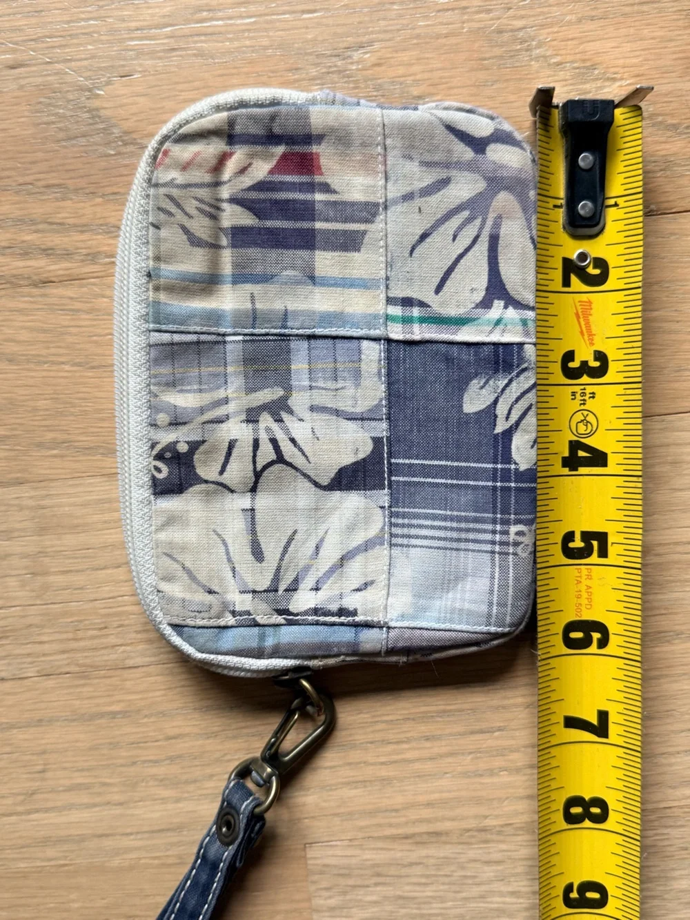 L.L.Bean Floral Plaid Wristlet Wallet Zip Pouch Card Holder Clutch